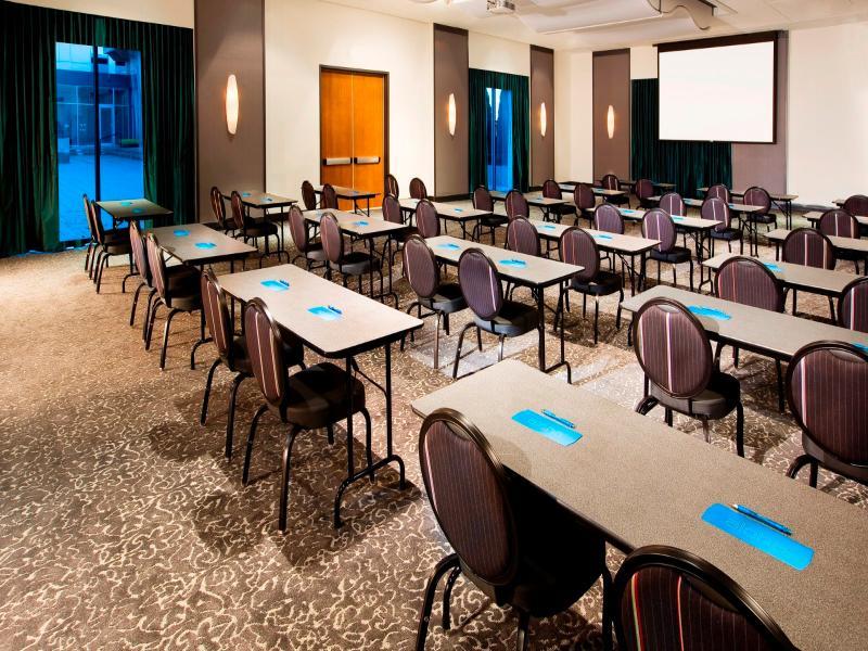 Aloft Mount Laurel Hotel Exterior photo