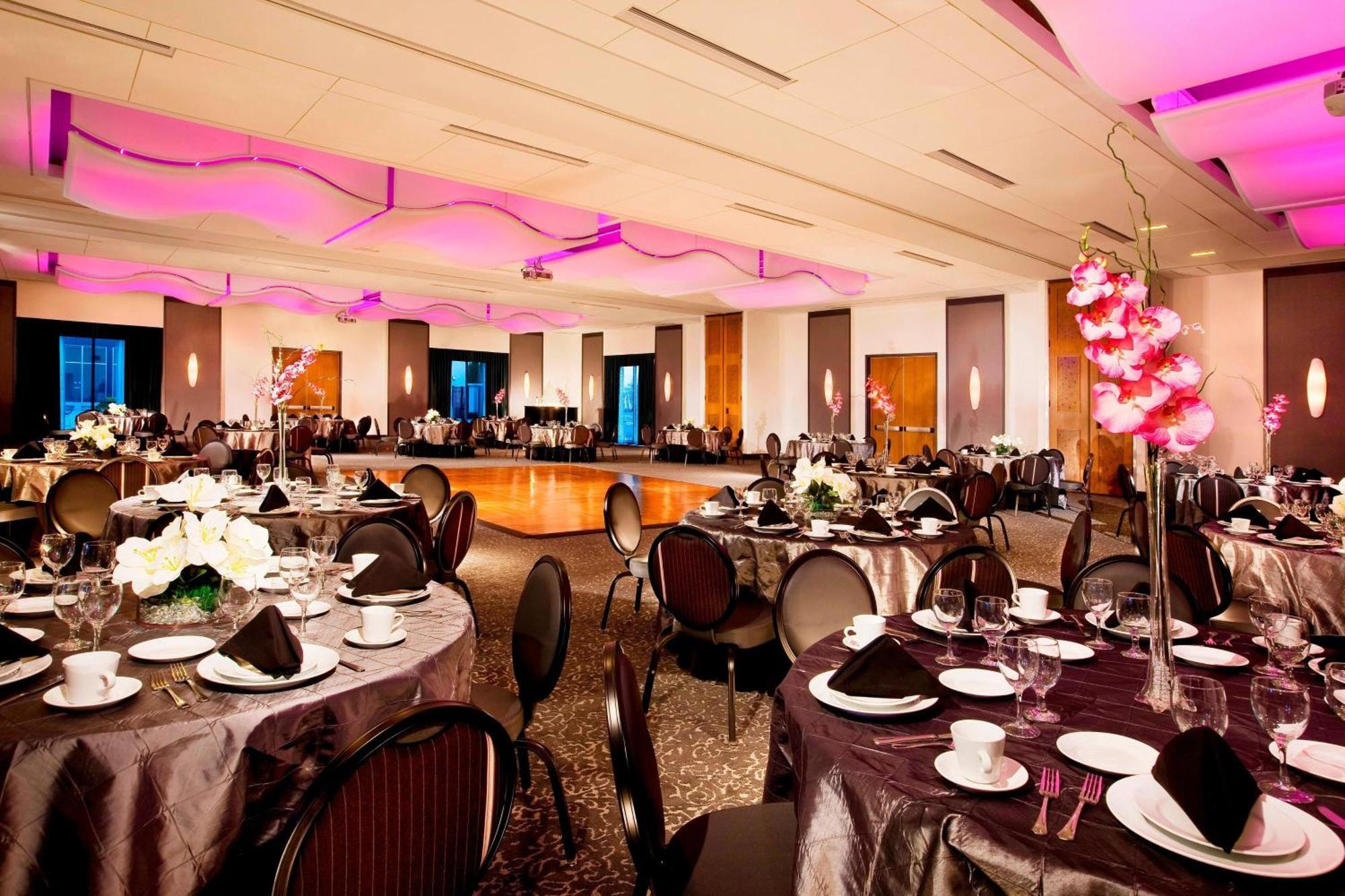 Aloft Mount Laurel Hotel Exterior photo
