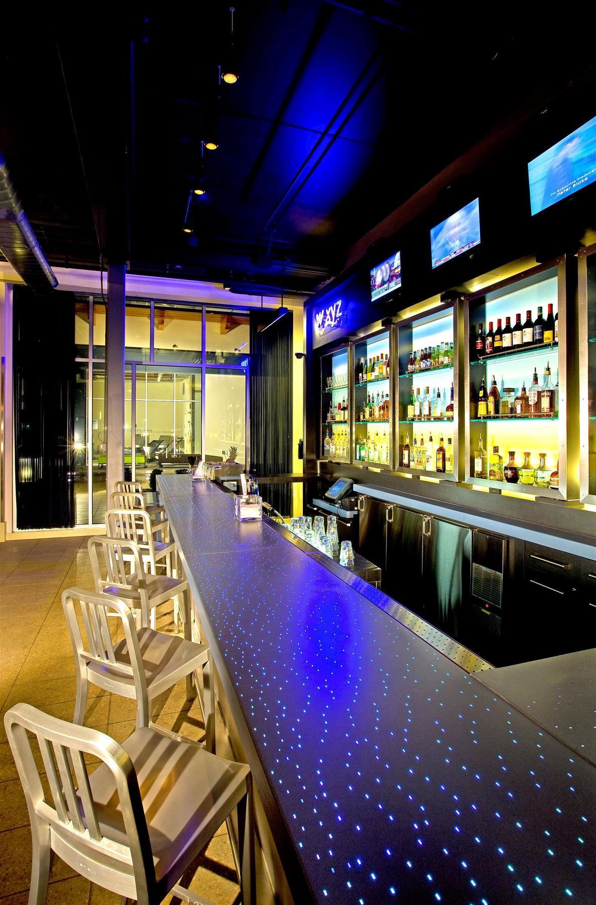 Aloft Mount Laurel Hotel Exterior photo