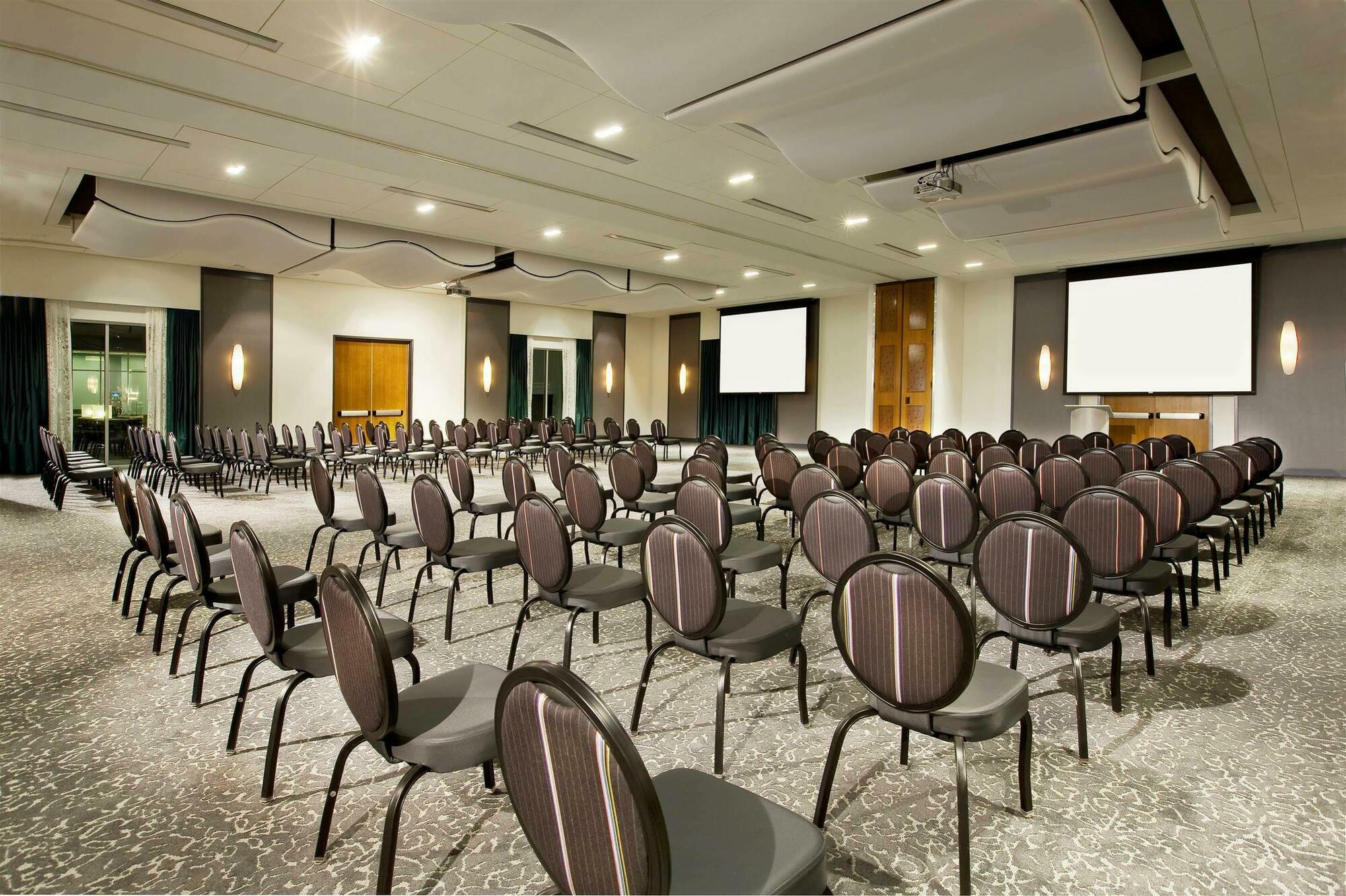 Aloft Mount Laurel Hotel Exterior photo